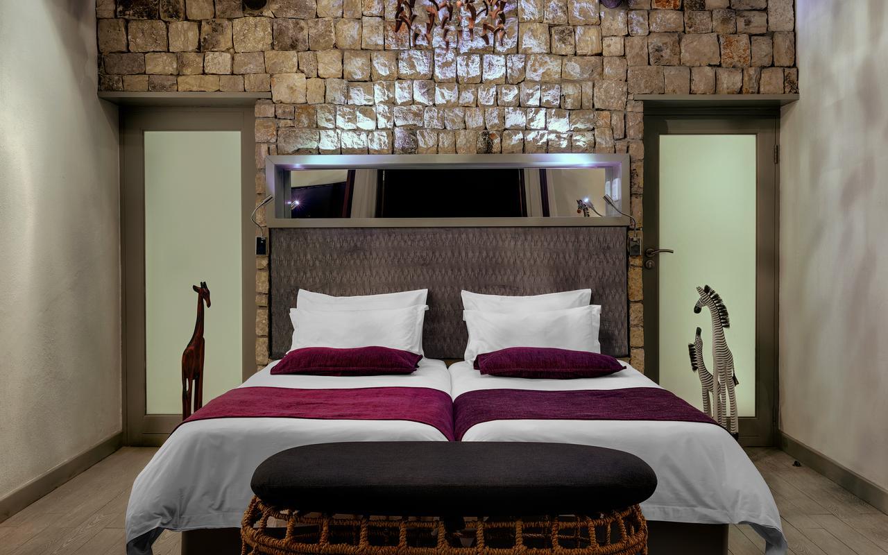 Mokuti Etosha Villa Namutoni Bagian luar foto