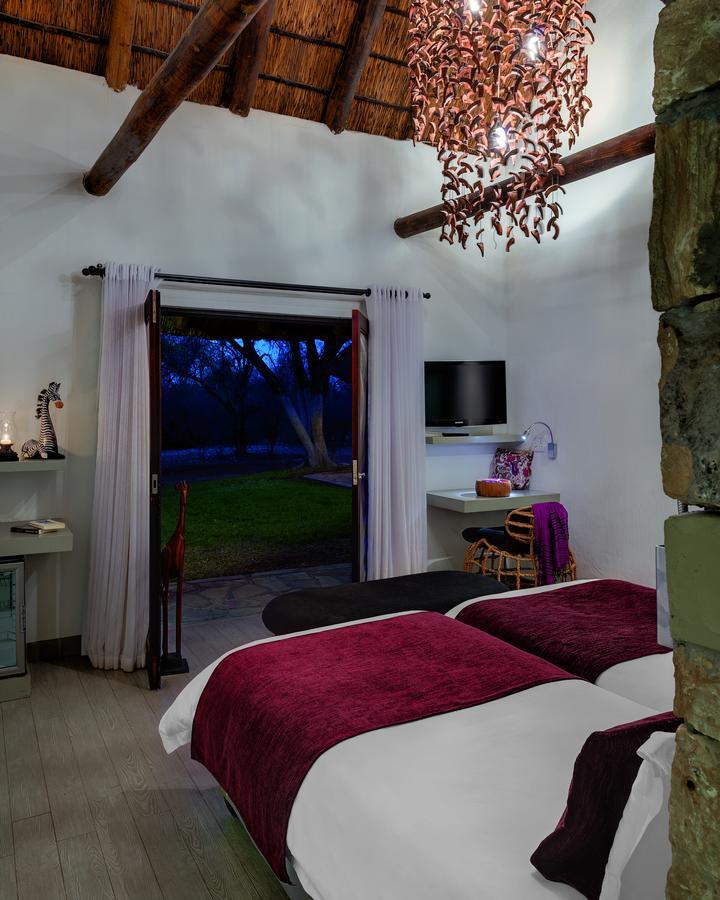 Mokuti Etosha Villa Namutoni Bagian luar foto