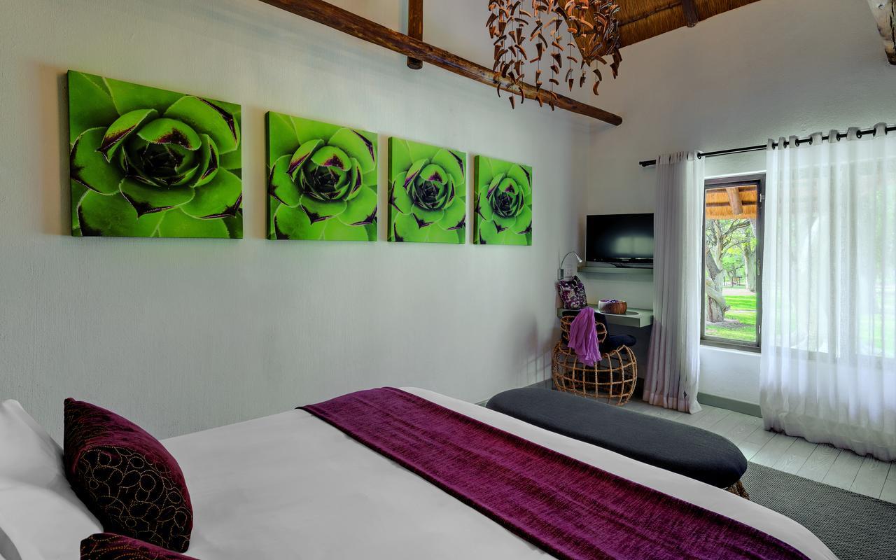 Mokuti Etosha Villa Namutoni Bagian luar foto